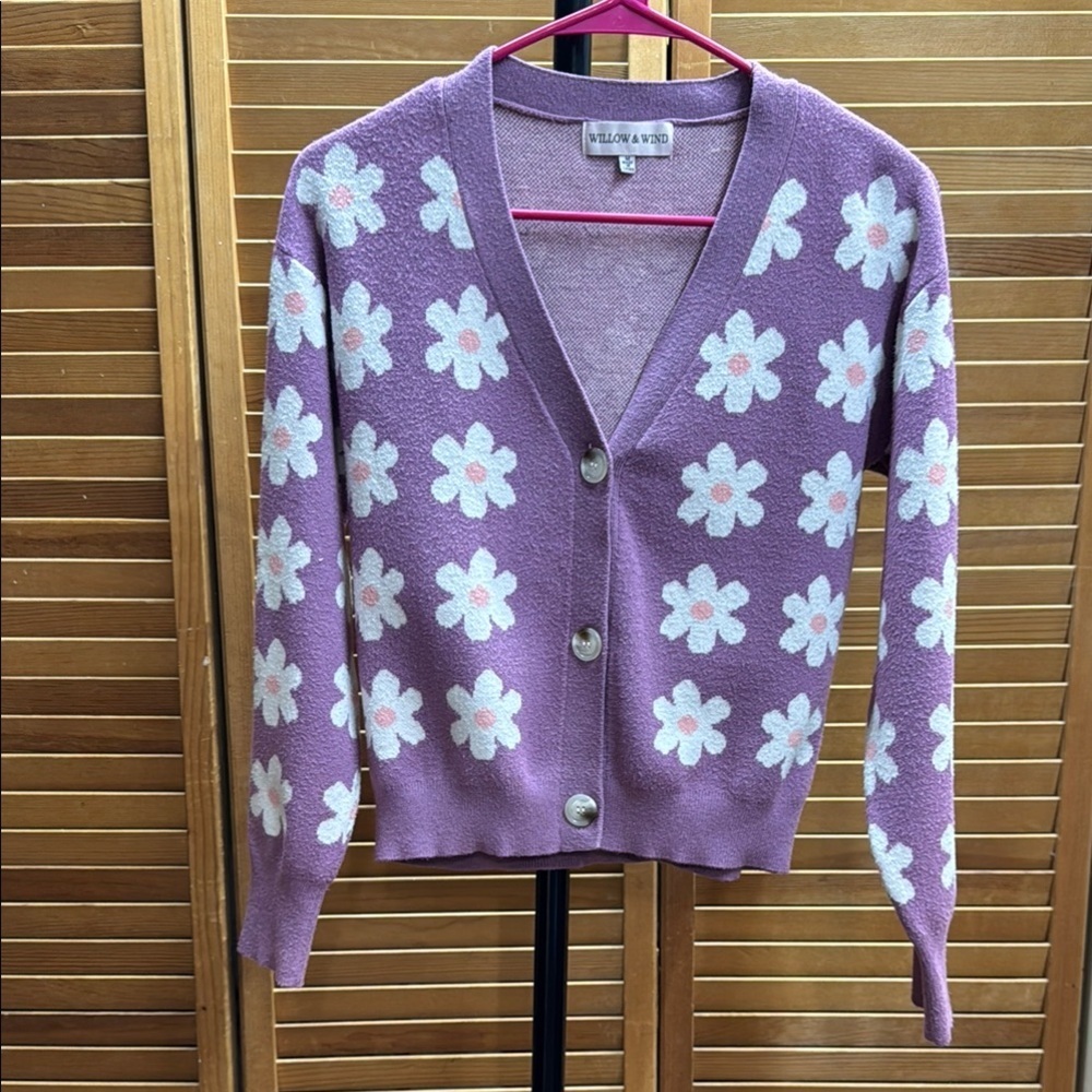 Willow y wind .  Purple Floral Knit Cardigan Sweater